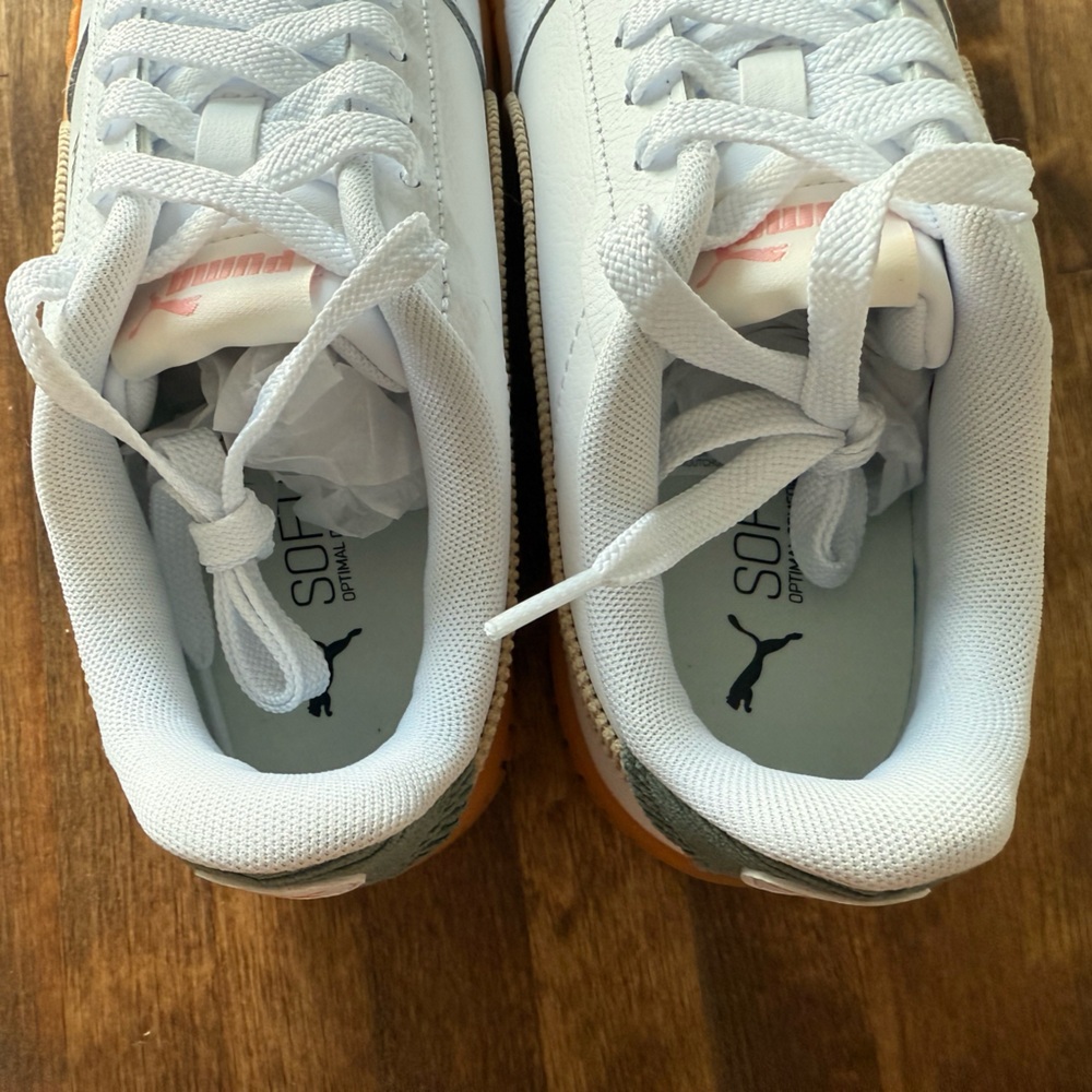 PUMA Women’s White Sneakers with Gum Sole – SoftFoam+ Comfort - Picture 7 of 8